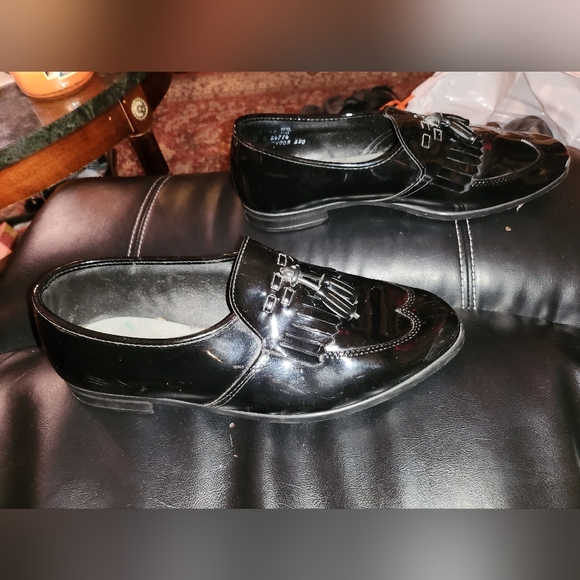 Lord West Tuxedo Loafers w/Tassles - Picture 2 of 6